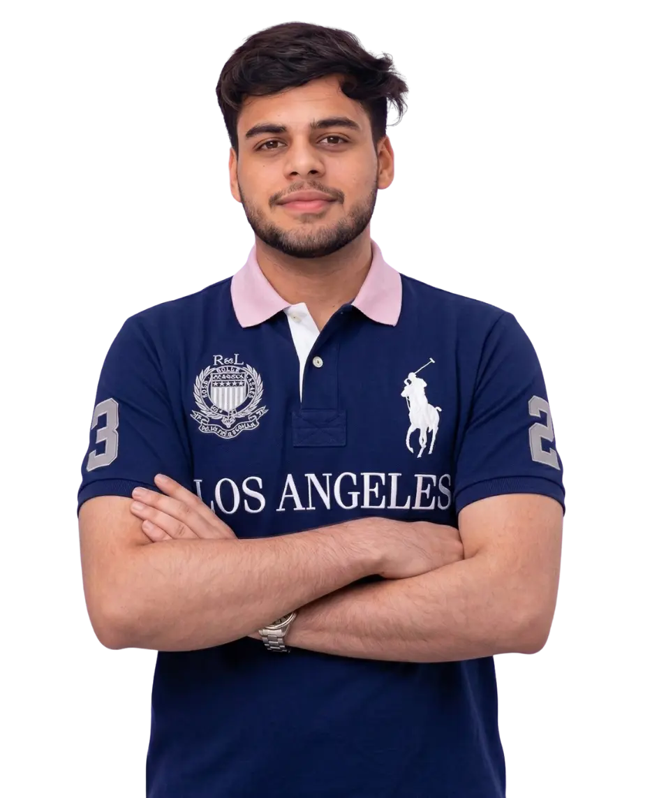 Achhar Sharma SEO and marketing expert with arms crossed